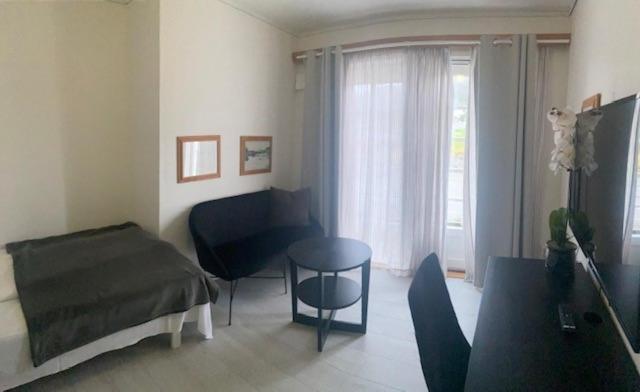 Sunde Fjord Hotel, free and easy parking room 2